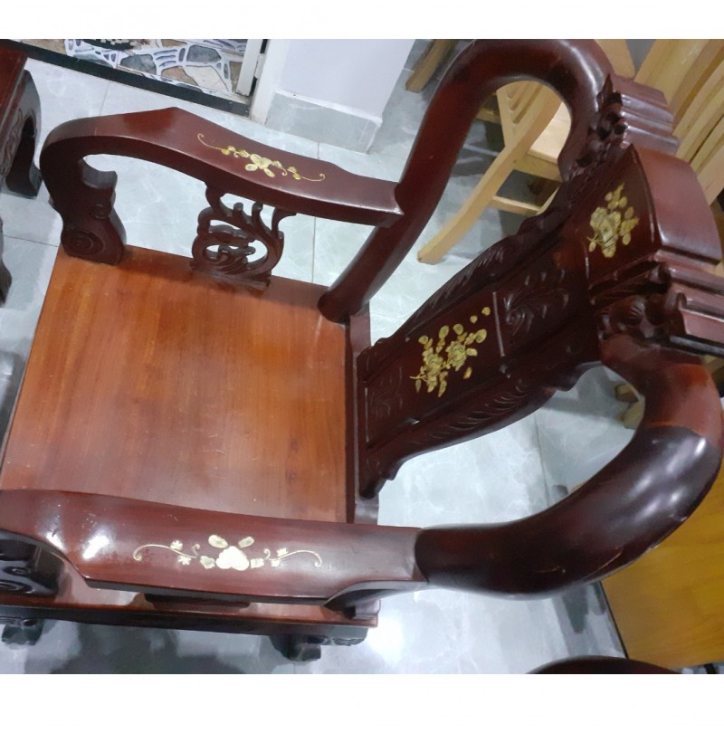 bo-ban-ghe-go-do-00.jpg
