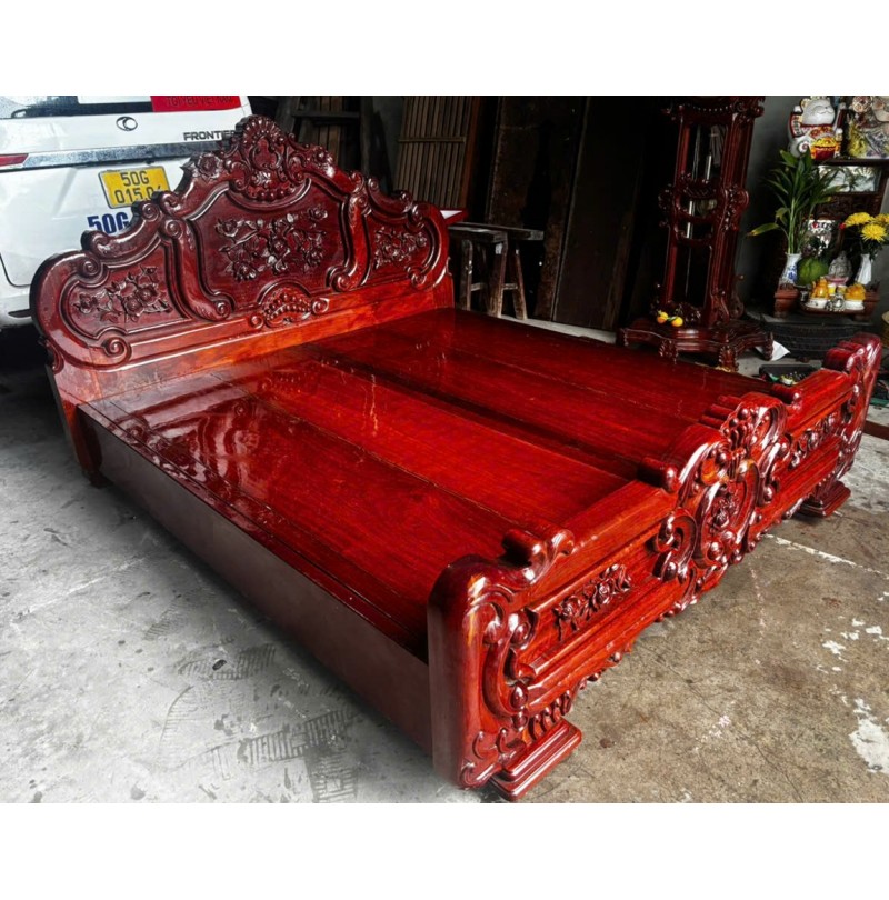 GIƯỜNG GỖ CĂM XE MẪU LOUIS HOÀNG GIA THANH LÝ GIÁ RẺ 