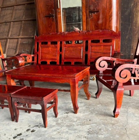 Thanh Lý Bộ Salon Tay Cuộn Gỗ Cẩm Lai  