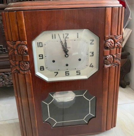 Thu Mua Đồng Hồ Xưa Cổ Vedette Giá Cao, Uy Tín Tại TP.HCM