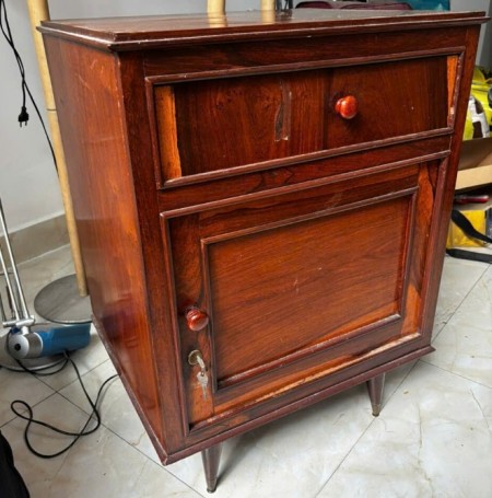 Tủ Tab Đầu Giường Chân Đồng Xưa Cũ - Thu Mua Tủ Tab Cũ Giá Cao