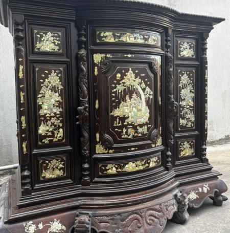 Tủ Thờ Bụng Phệ Cẩn Xà Cừ Gỗ Chiu Liu 