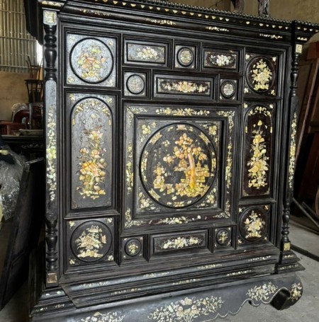 Tủ Thờ Cổ 16 Trám Hàng Huế - Thu Mua Tủ Thờ Cổ Người Huế Làm 