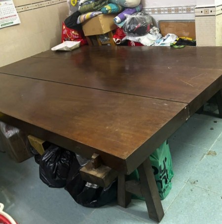 Ván Ngựa Gỗ Đỏ Xưa Nguyên Khối Dày 9 Phân 